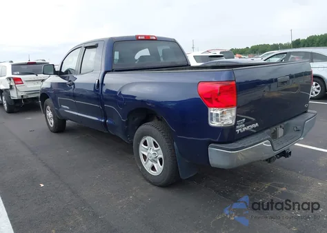 2011 Toyota Tundra Grade 4.6L V8 z USA, uszkodzony, nr VIN 5TFRM5F15BX033966